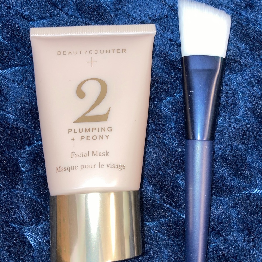 Beautycounter Mask with brush trial size
